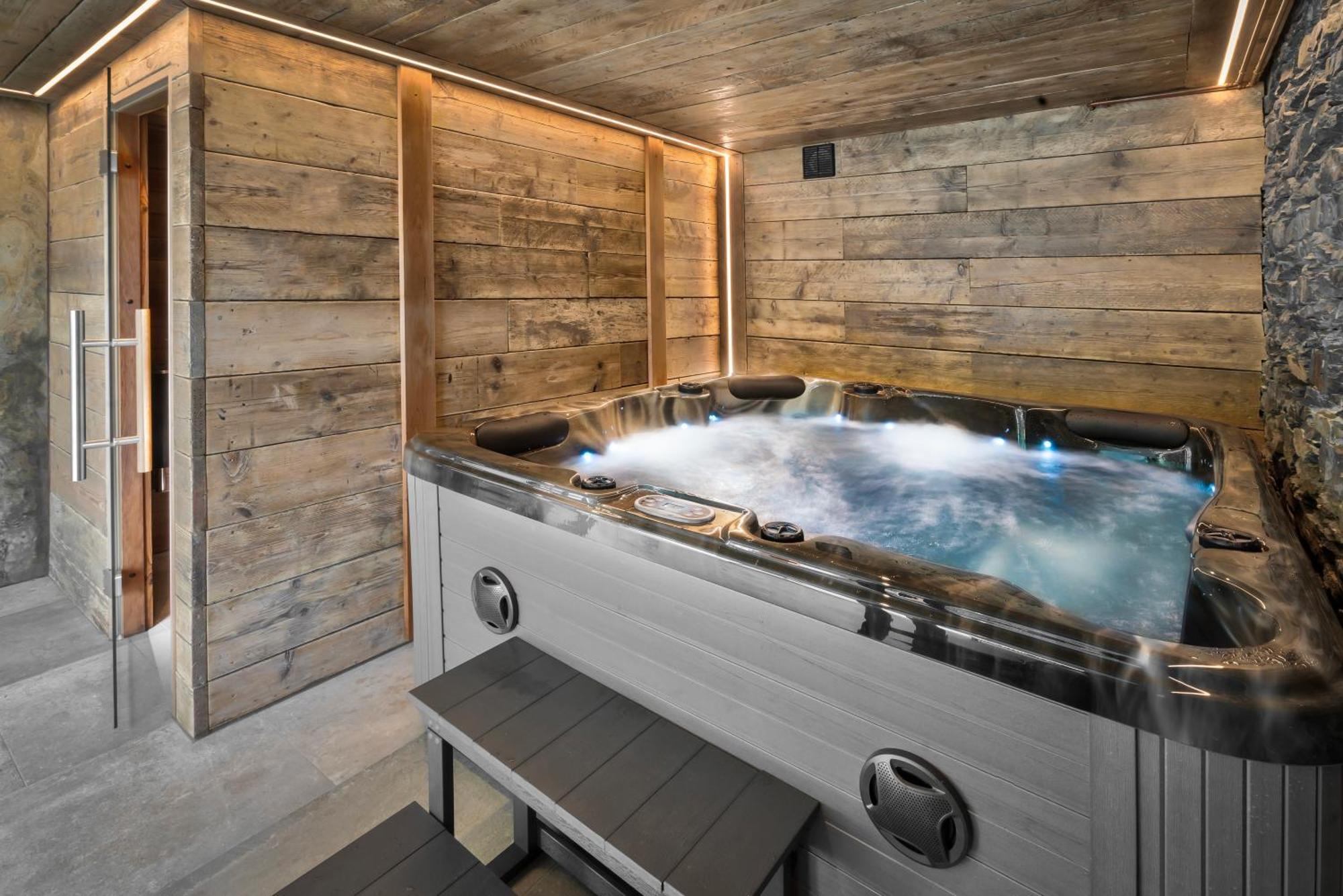 The Hideaway At Longtail Bowness-on-Windermere